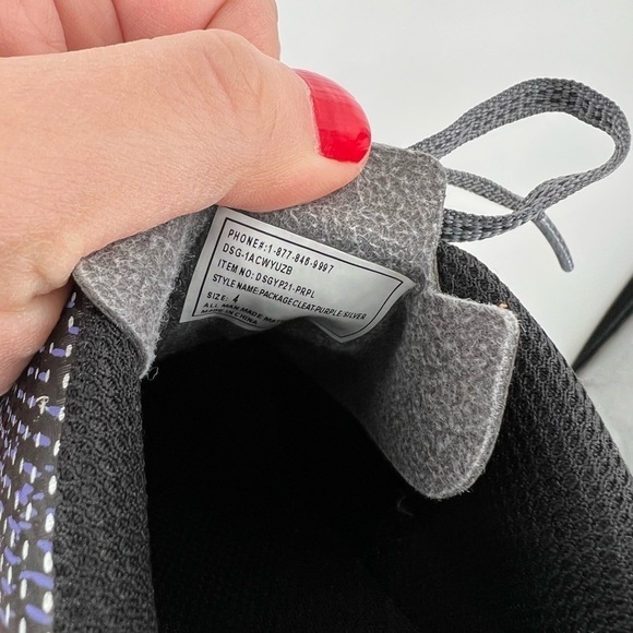 DSG Speed Viper Soccer Shoes Kids Size 4 - Picture 7 of 7